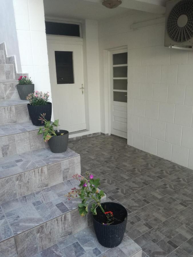 Laus Apartman Zavalatica