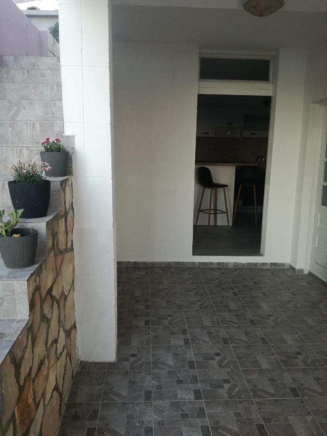 Apartman Laus *